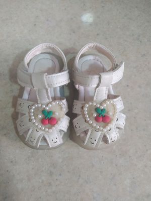 детские босоножки 17 р