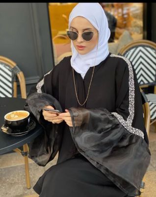 Abaya Dubay