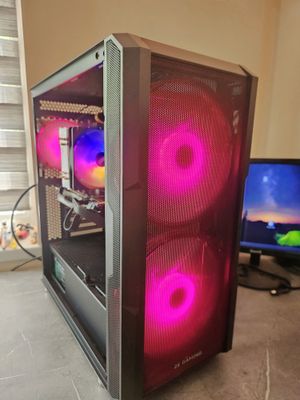 Мощный игровой компьютер Ryzen 5700X