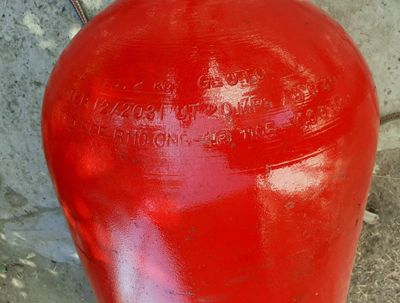 Tezda metan balon sotiladi.