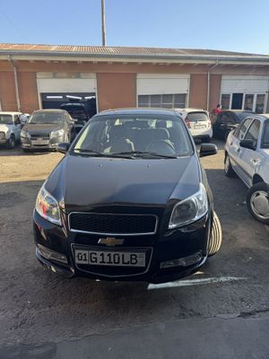 Nexia 3 ltz Avtomat rangi qora