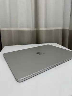 MacBook Air M2, 8/512