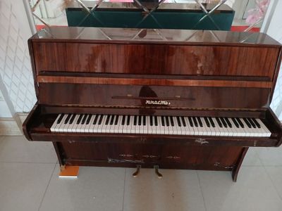 Pianina sotiladi