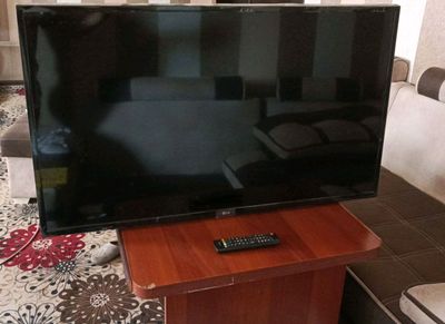 срочно продается телевизор lg 43