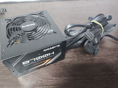 Gigabyte B700H 80+ Bronze 700W 2шт