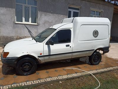 ford kuryer pultopar