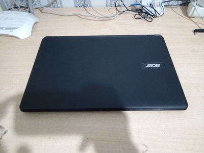 Ноутбук Acer ex2519 в отличном состоянии.