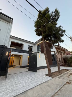 Dombrobod.1.9 sotik. 300m2. 5xona