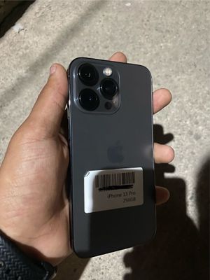 iPhone 13 pro, 425$. 256GB
