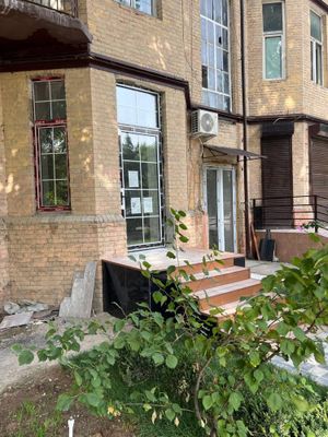 Продажа НЕжилое помещение 50м2 под любой бизнес в центре 1-линия