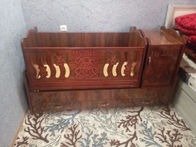 Детская кроватка