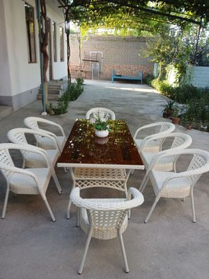 Ratan stol stullar sifatli hamma rangidan hamma turidan qiberamiz