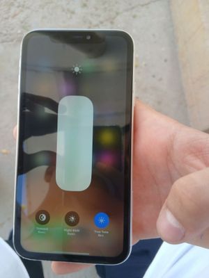 Iphone 11 64 gb .