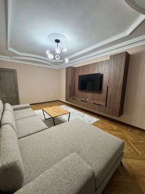 СДАЮ! For rent! Новая 3 комн квартира с евро ремонтом Ц 6