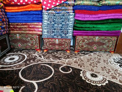 Sandiq sotiladi 700 ming soʻm