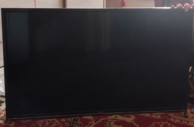 Televizor sotiladi artel smart aybi yuq