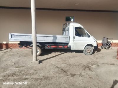 Ford yuk mashinasi ishonarli mator karobkada ishi yoq mashina oʻzimni