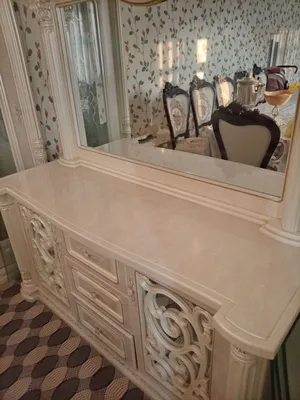 пинал комод сотилади