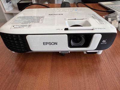 Проектор Epson EX5260 Wireless XGA 3LCD Projector