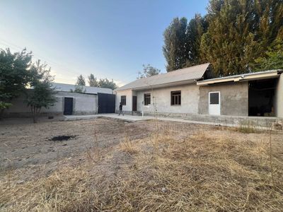 Ёрмозорда кириб яшашга тайёр ховли уй сотилади
