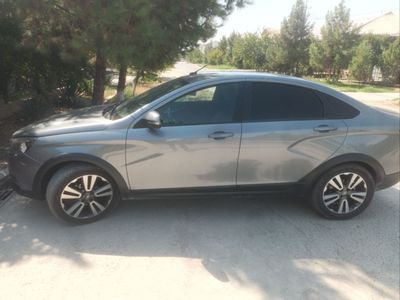 Lada Vesta croos 1.8