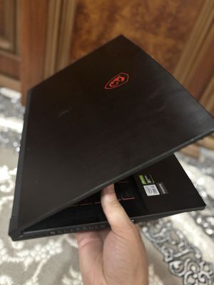Notebook MSi core i5