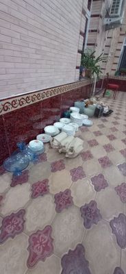 Б/у посуда ва кийимлар сотилади