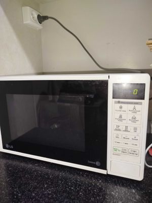 LG mikrovolnovka