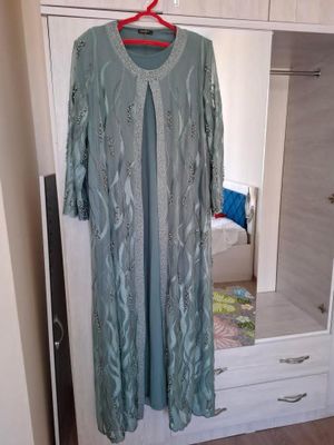 Turitiskiy abaya. oqshom libosi onalar uchun.