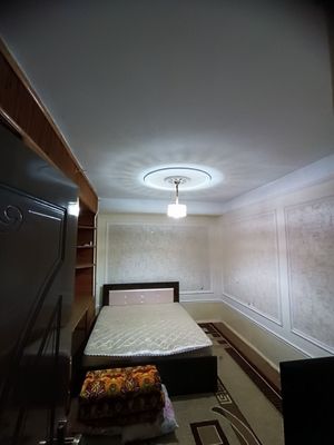 Eco bozori Buyuk Ipak yo'li metro bekati yonida Arenda