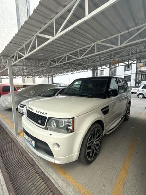 Range Rover yili 2010 kraska petno