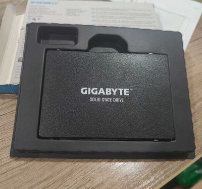 Internal SSD gigabyte 240gb