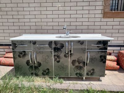 mebel kuxniya uchun moljallangan