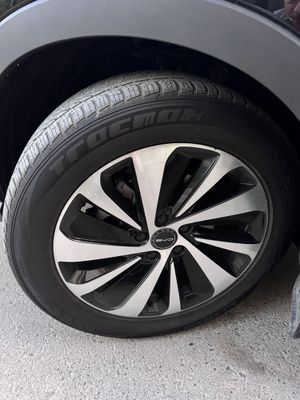Диска балон сотилади BYD Champion 235/55R19