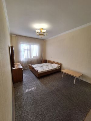 Сдам квартиру массив ибнсино 3х комнатная