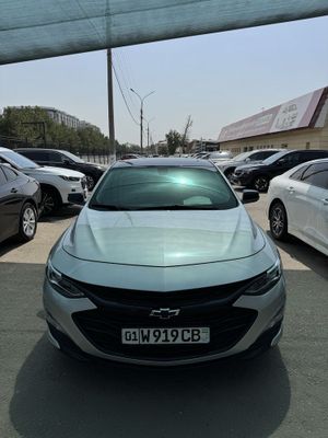 Malibu 2 premier sotiladi 2022 yil kirasksi bor murojat uchun telfon