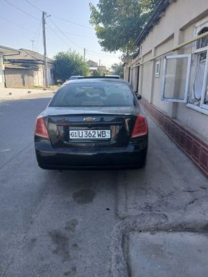 Ласетти сотилади 2010