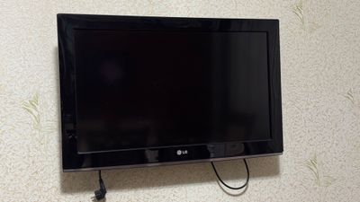 LG televizor kranshteni bilan, 81 sm 70$