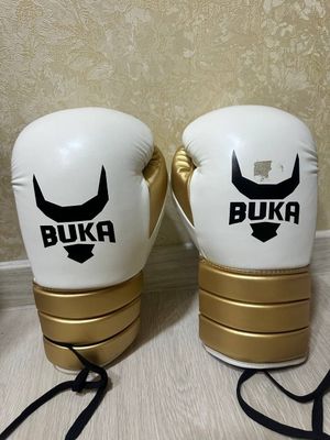 Боксерские перчатки Buka