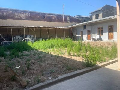 Toshkent tumani Olmazor koʻchasida 2sotixli quruq yer arzon narxda