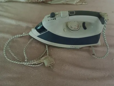Продам утюг в хорошем состоянии