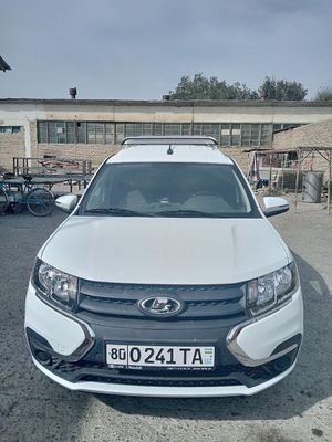 Lada larguz 2022