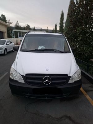 Mercedes benz vito 2012