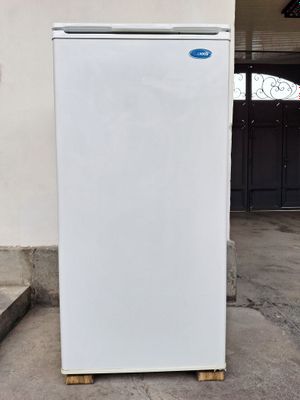 Холодильник Бирюса