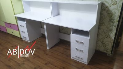Универсальный стол школьника от производителя по низкой цене