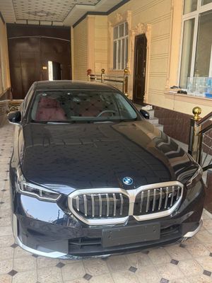 Bmw i5 35l электромобиль