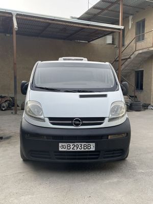 Opel Vivaro рефрежатор