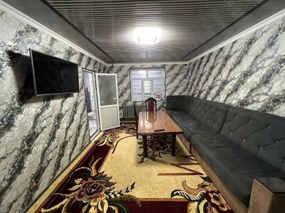 Сдается 2х комнатная квартира С обстановкой в горде Алмалыке