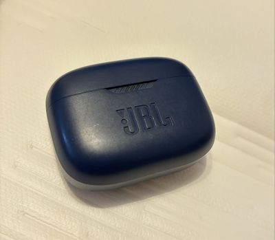 Наушники JBL