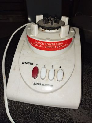 Vitek измельчитель